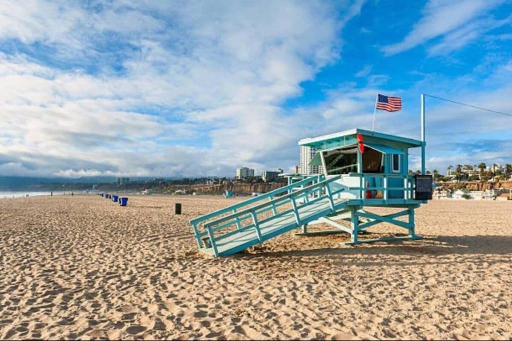 Comfortable & Spacious 2Bdr - 2Bth For 4 Guests In Hollywood Los Angeles Exterior foto